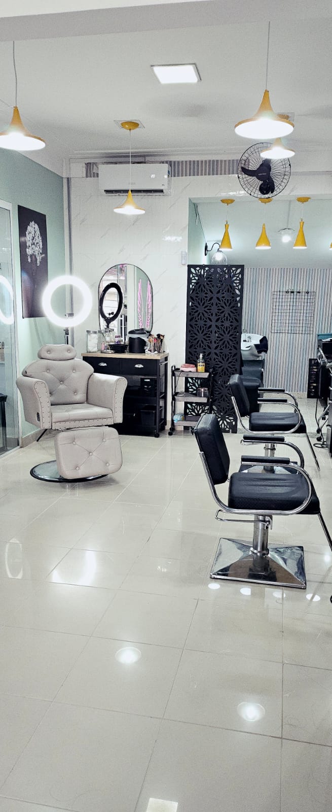 Salão de Beleza no Cambuí | Mechas, Corte, Hidratação Salão de Beleza no Cambuí | Mechas, Corte, Hidratação