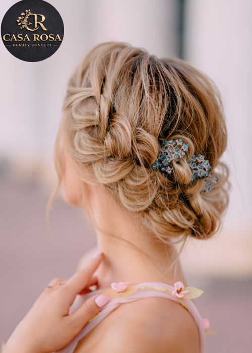 Maquiagem e Penteados