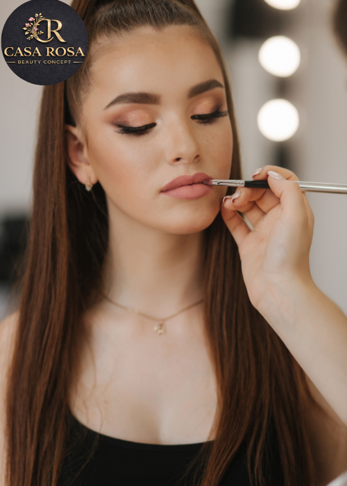 Maquiagem e Penteados